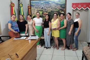 REUNIÃO PARA ORGANIZAR O DIA INTERNACIONAL DA MULHER