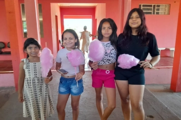 Distribuição de Algodão Doce