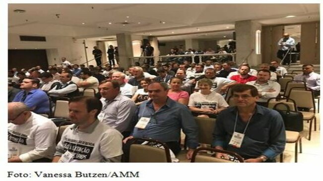 Prefeito participa da mobilização municipalista em Porto Alegre