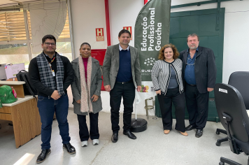 REUNIÃO NA SUPERINTENDÊNCIA DA EDUCAÇÃO PROFISSIONAL
