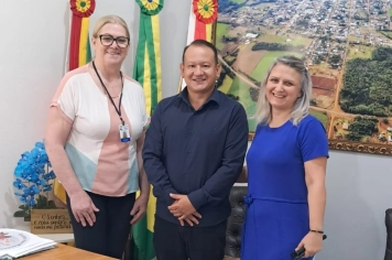 VISITA NO GABINETE DAS CONSELHEIRAS TUTELAR