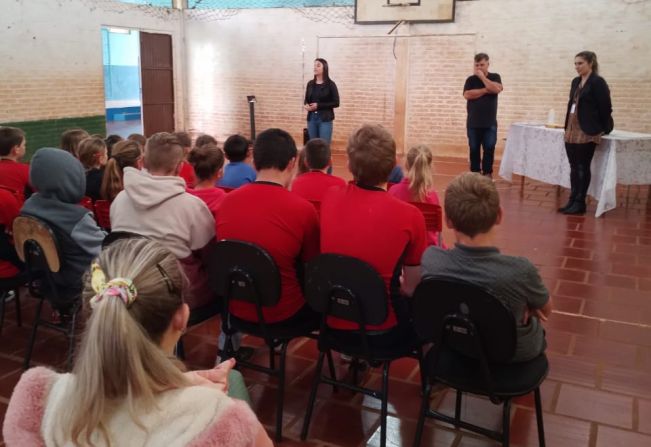 PROGRAMA SAÚDE NA ESCOLA