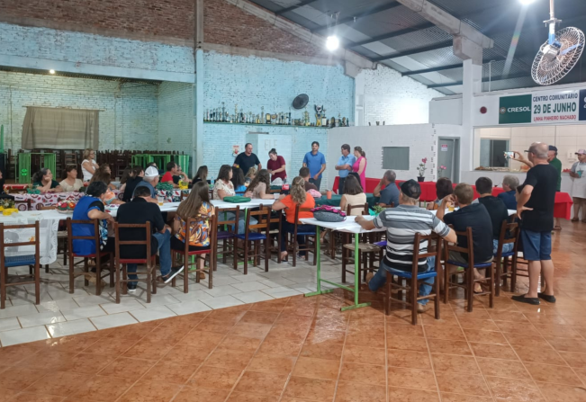 CONFRATERNIZAÇÃO NA LINHA PINHEIRO MACHADO