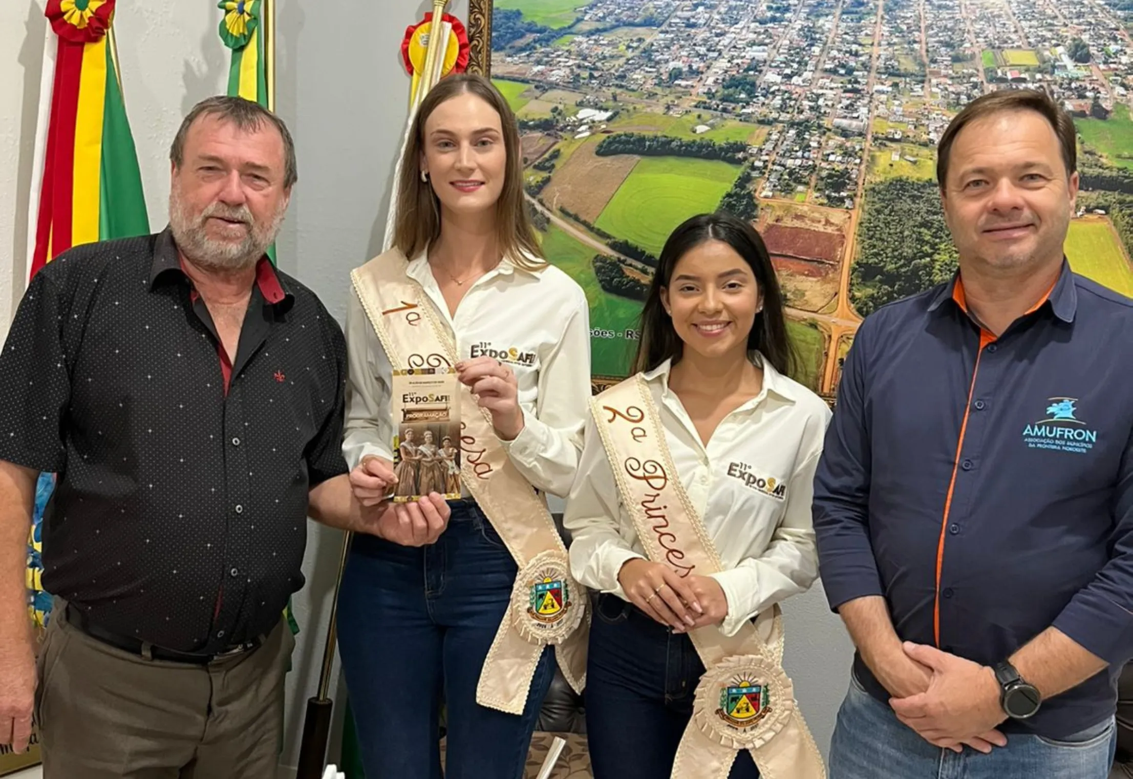 VISITA E CONVITE DA COMISSÃO SOCIAL PARA A 11ª EXPOSAFI