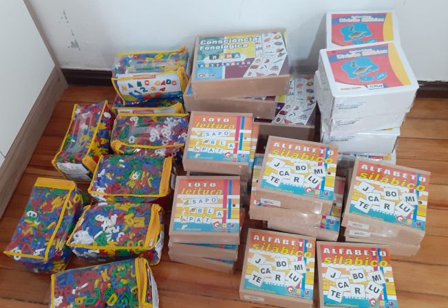 ENTREGA DE MATERIAL PEDAGÓGICO