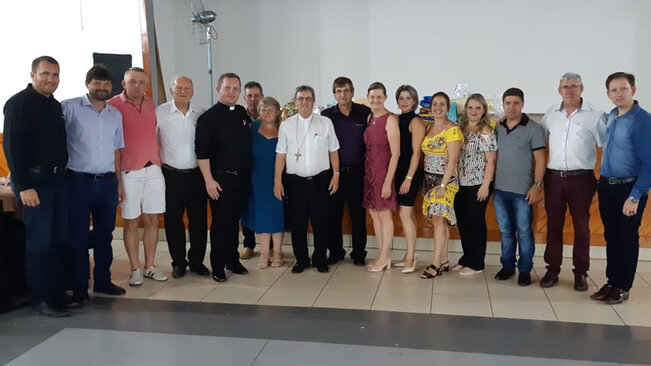 Guarani das Missões se despede dos Padres Nelson e André e dá as boas-vindas aos Padres Giani e Rafael
