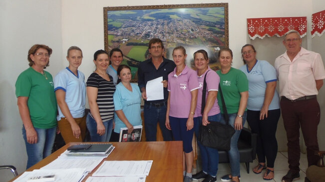 Prefeito recebe Agentes Comunitários de Saúde do Município