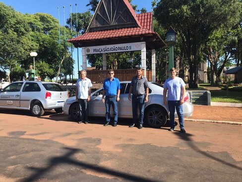 ENTREGA OFICIAL DE CARROS DOADOS PELA SECRETARIA DA RECEITA FEDERAL DO BRASIL